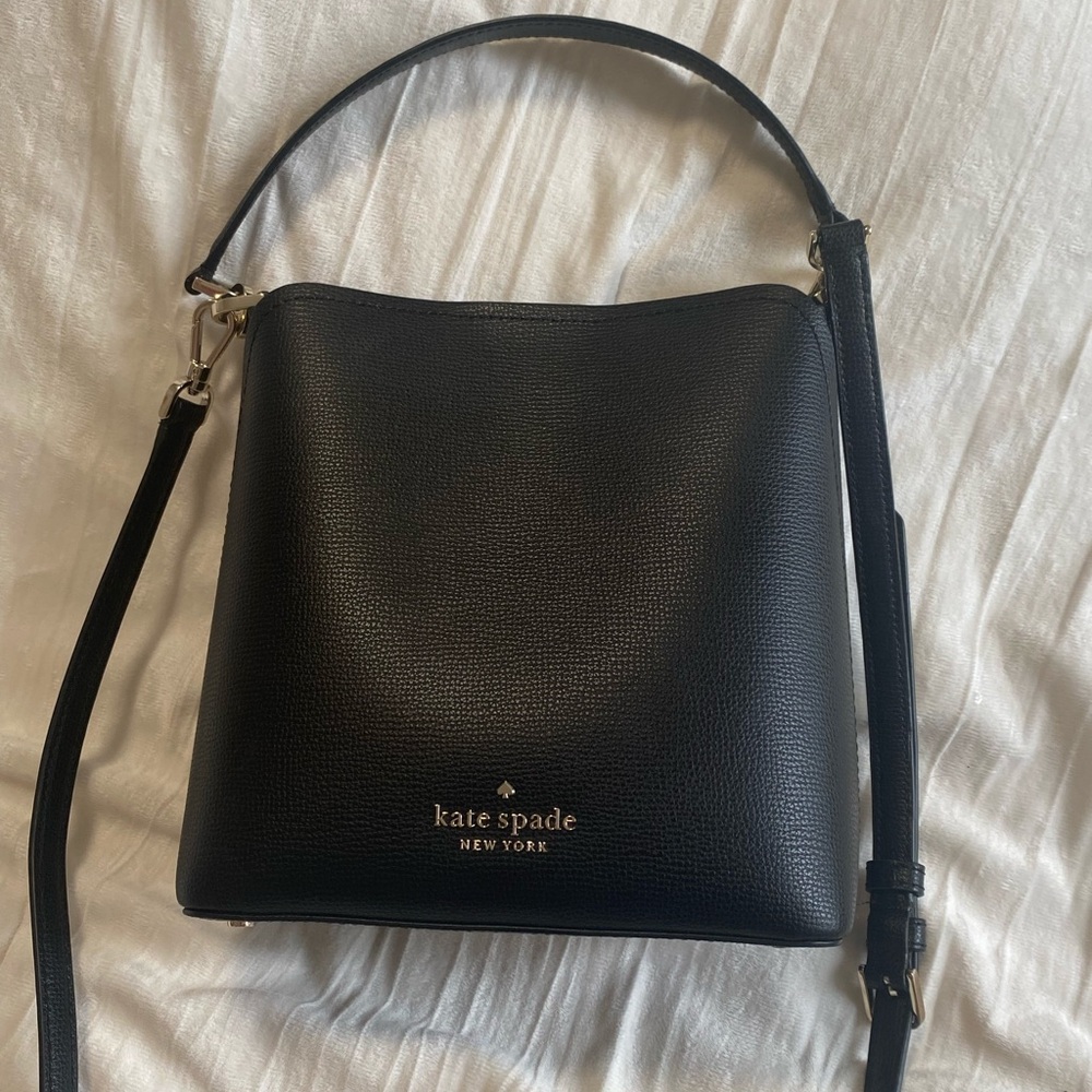 Kate Spade NY Darcy Small Bucket